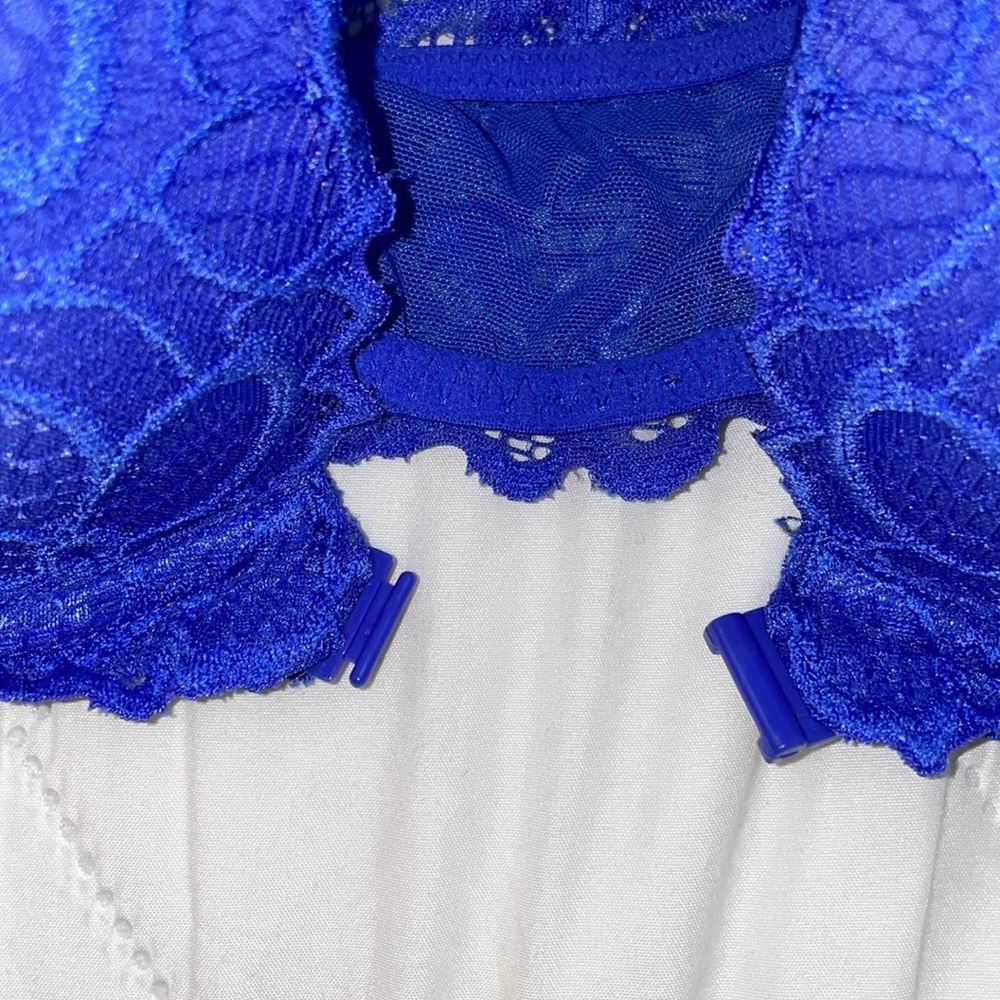 Royal Blue Victoria Secret - Picture 2 of 3